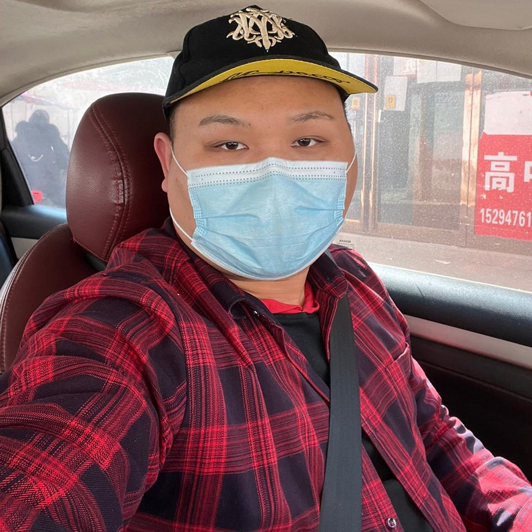 网约车龙浩