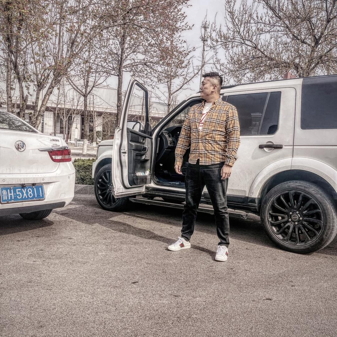 卖车浩的朋友圈（醇养茄境 雪茄吧）