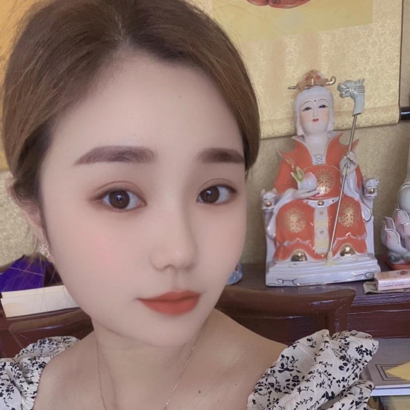 芳芳🌺