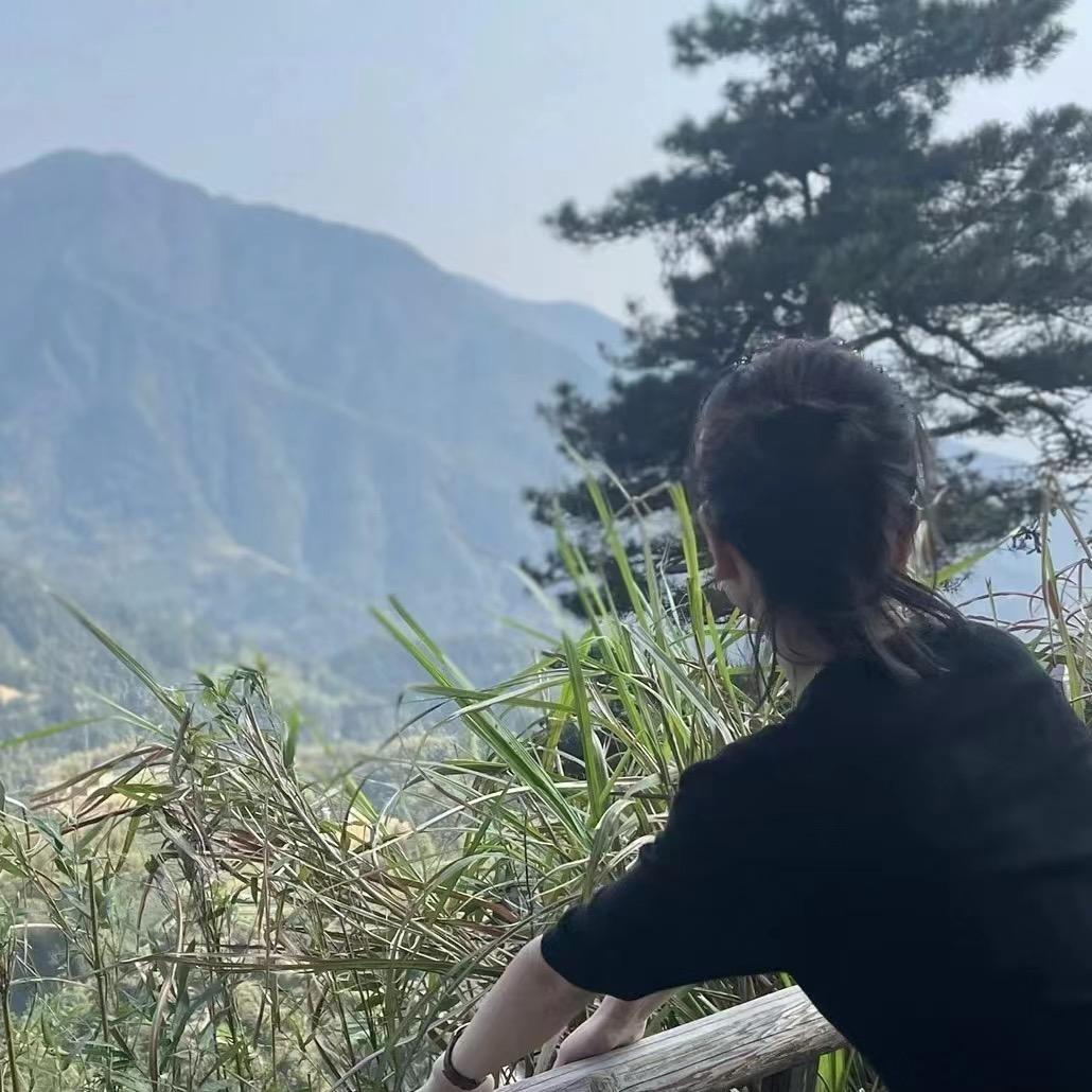 刘懿莹(做开窗器版)