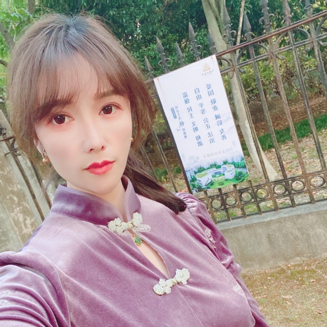 殷老师