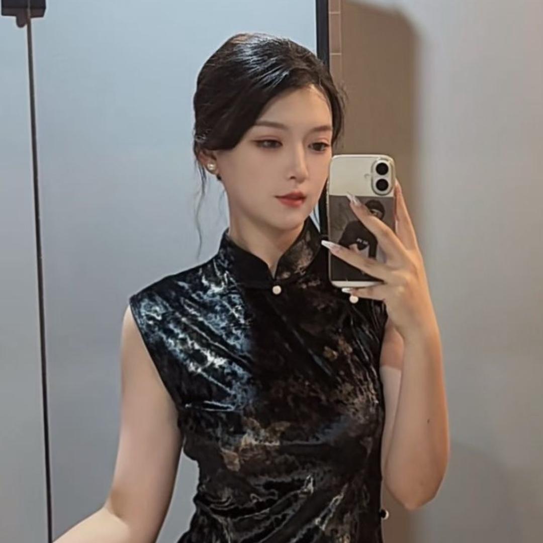 菜菜腿奶茶