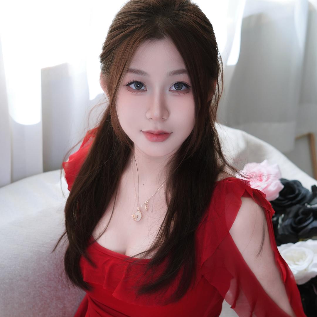 鱼糯糯.
