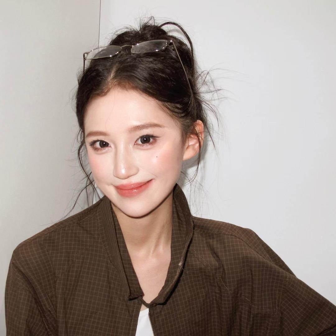 芮R