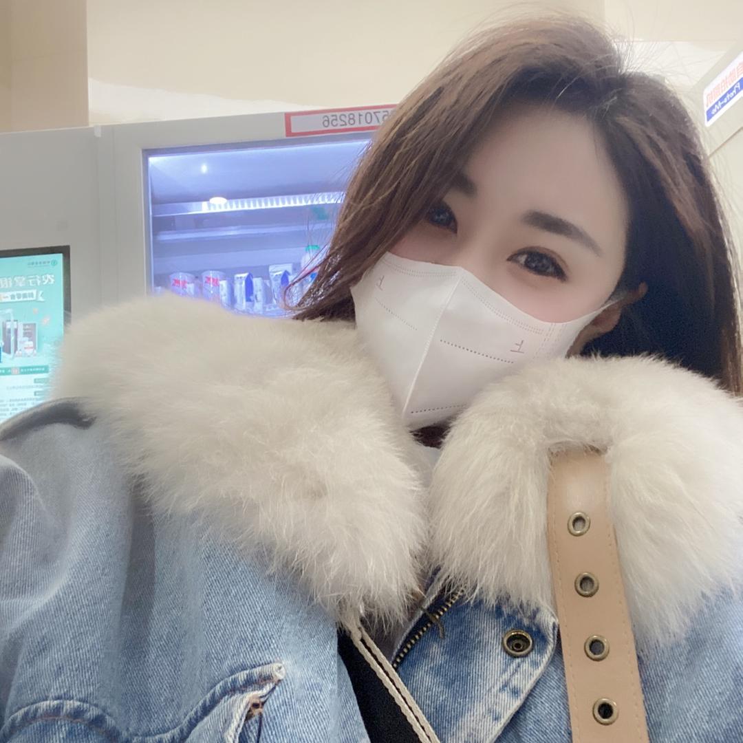 依曼妮 雯雯呀🔥🔥