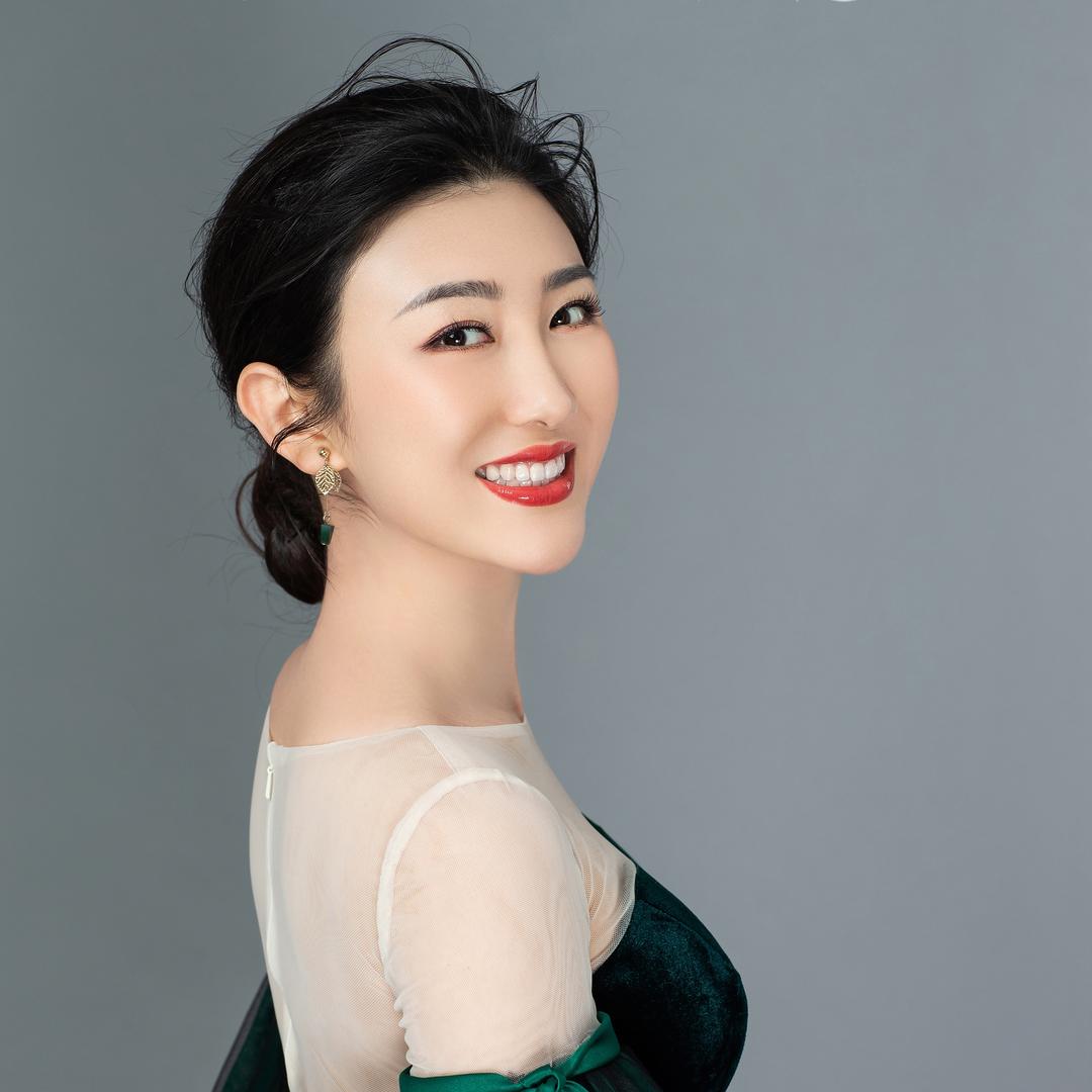 妃鱼杨子臻选