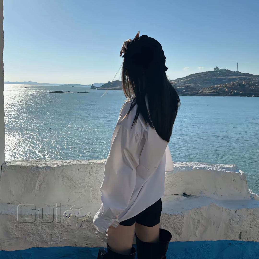 亚楠.