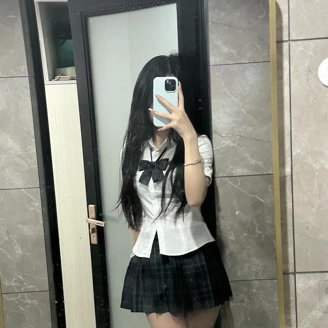 雅雅吖