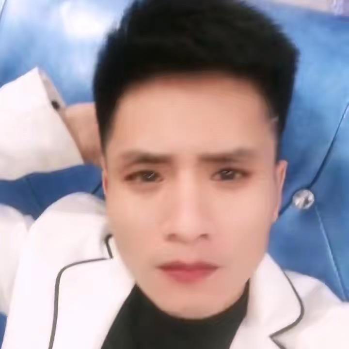 小黑秘书
