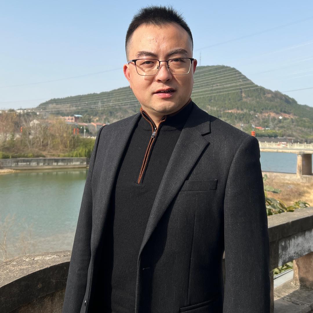 及时行孝的开车小白