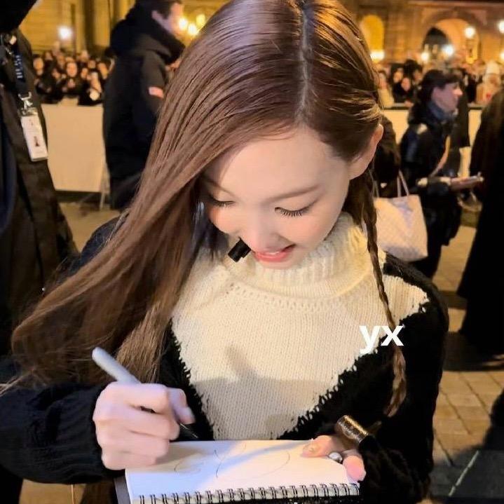 小颖眯一会儿Zzz