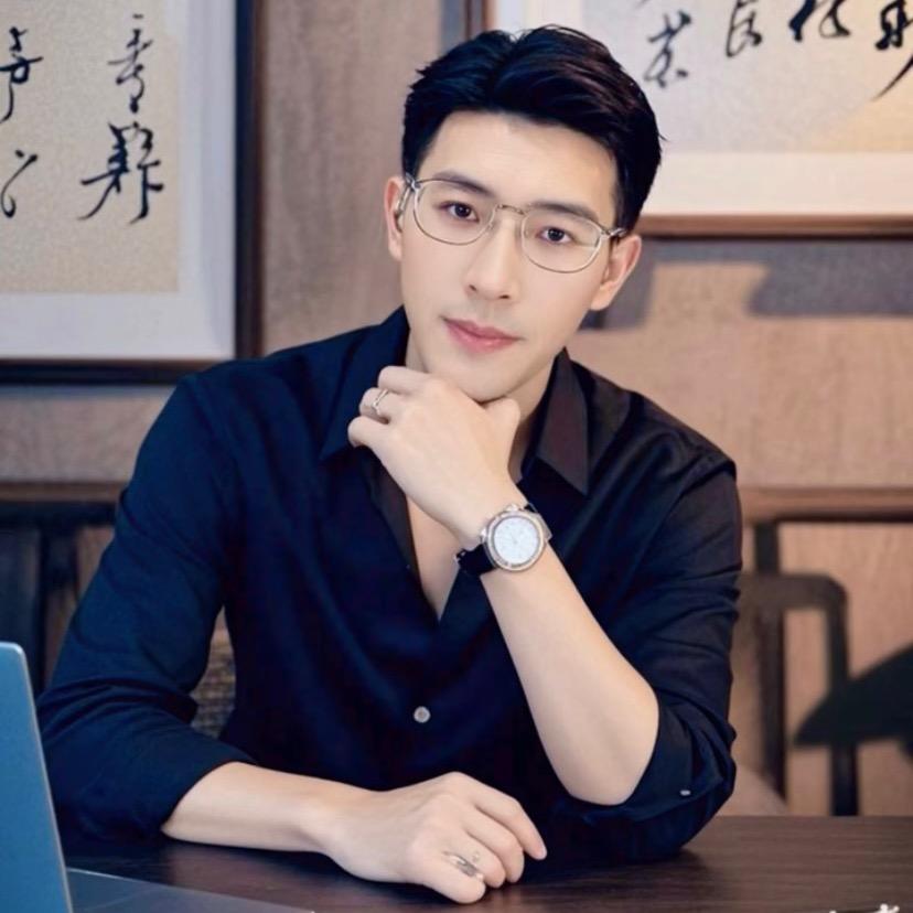 新辰阿杰