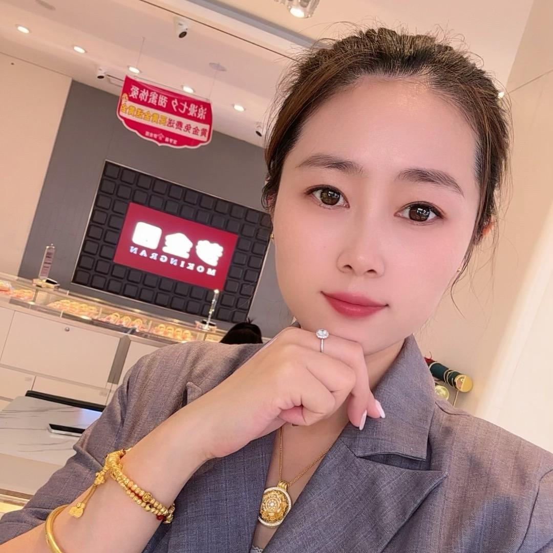 梦金园珠宝顾问美艳💍