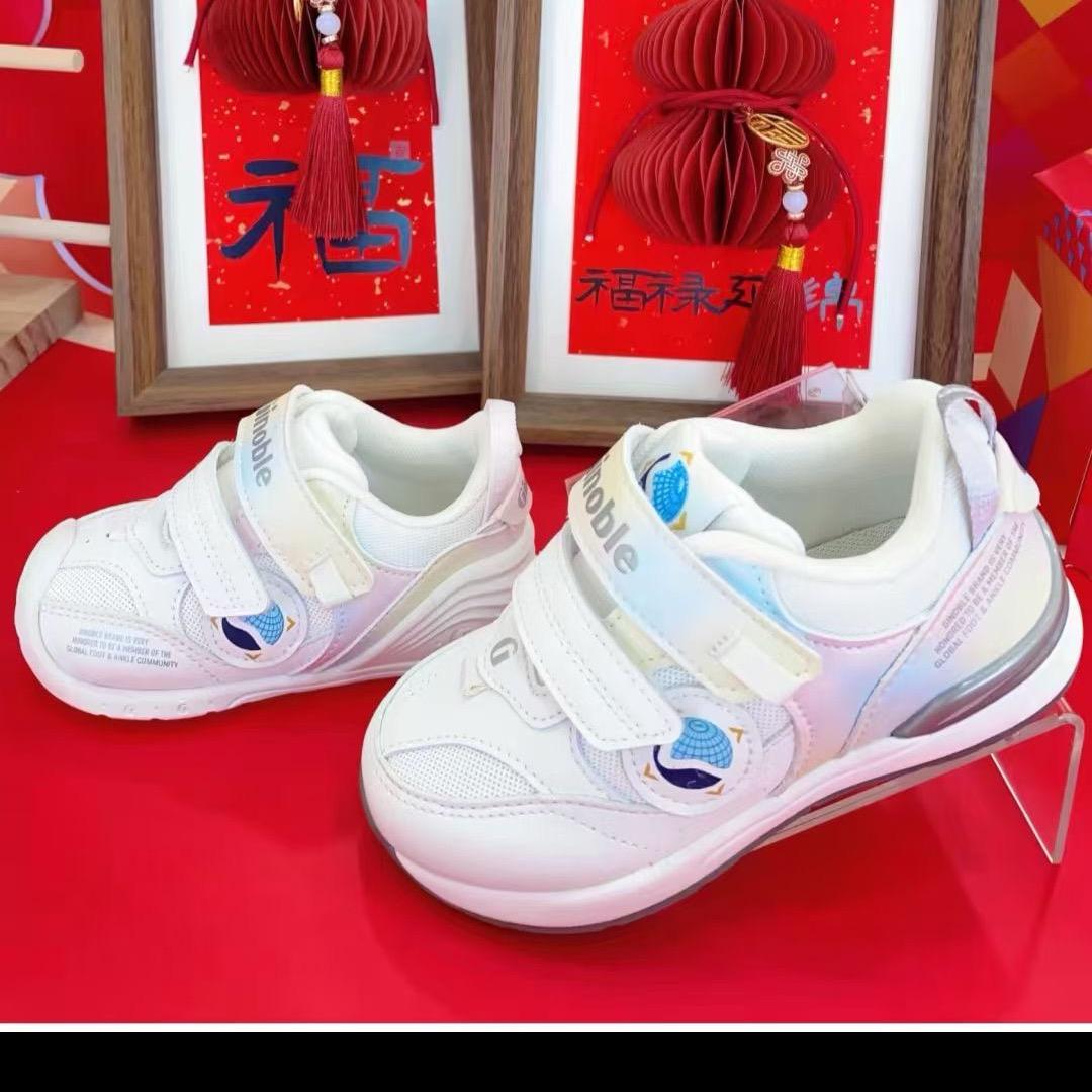 基诺浦童鞋
