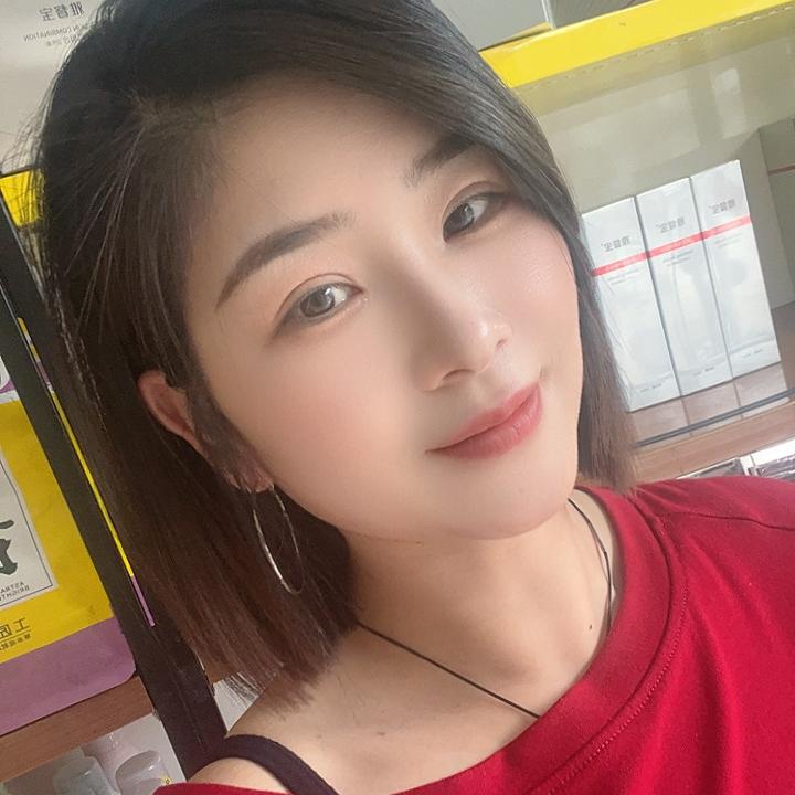 JM泇名不脱妆气垫