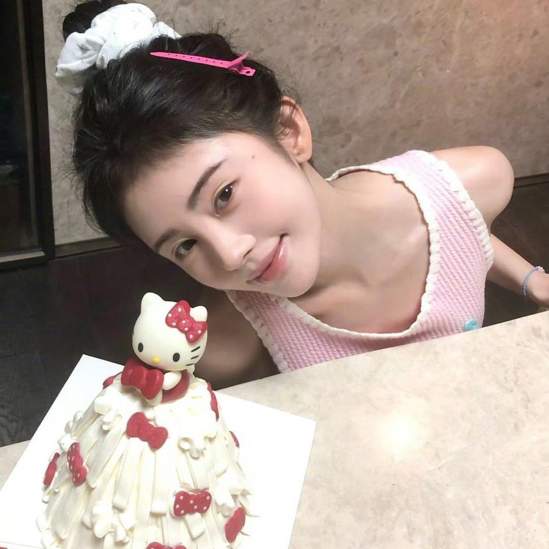 小羊淘气