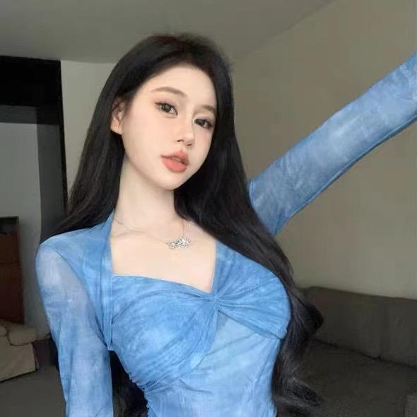 洋洋轻奢服装店