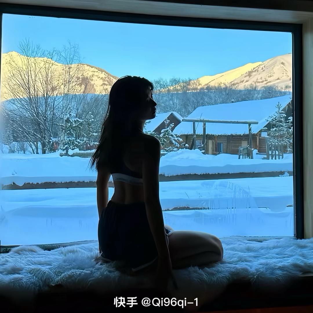 -^𝑫𝒊𝒐𝒓-.