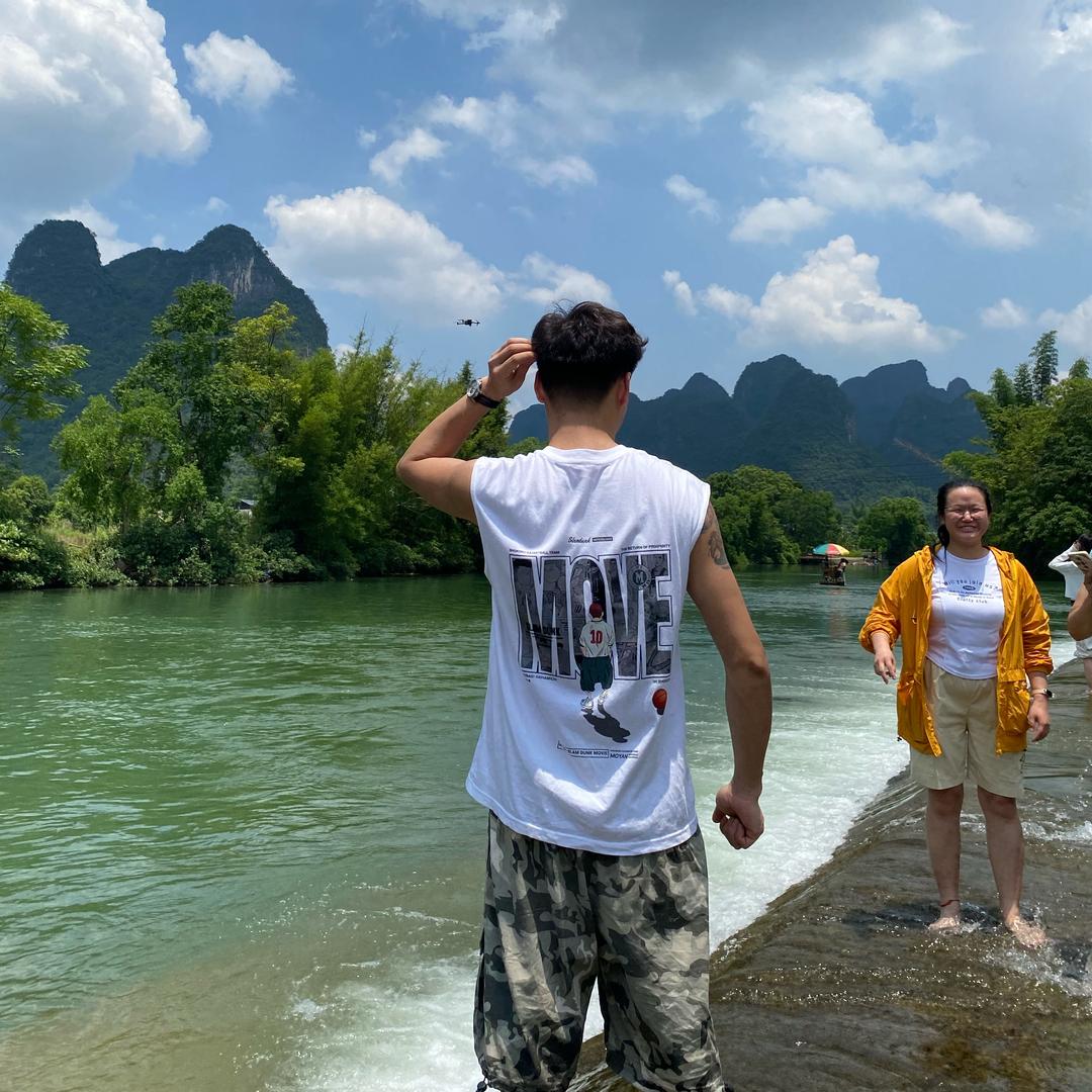 不会飞的He✈️