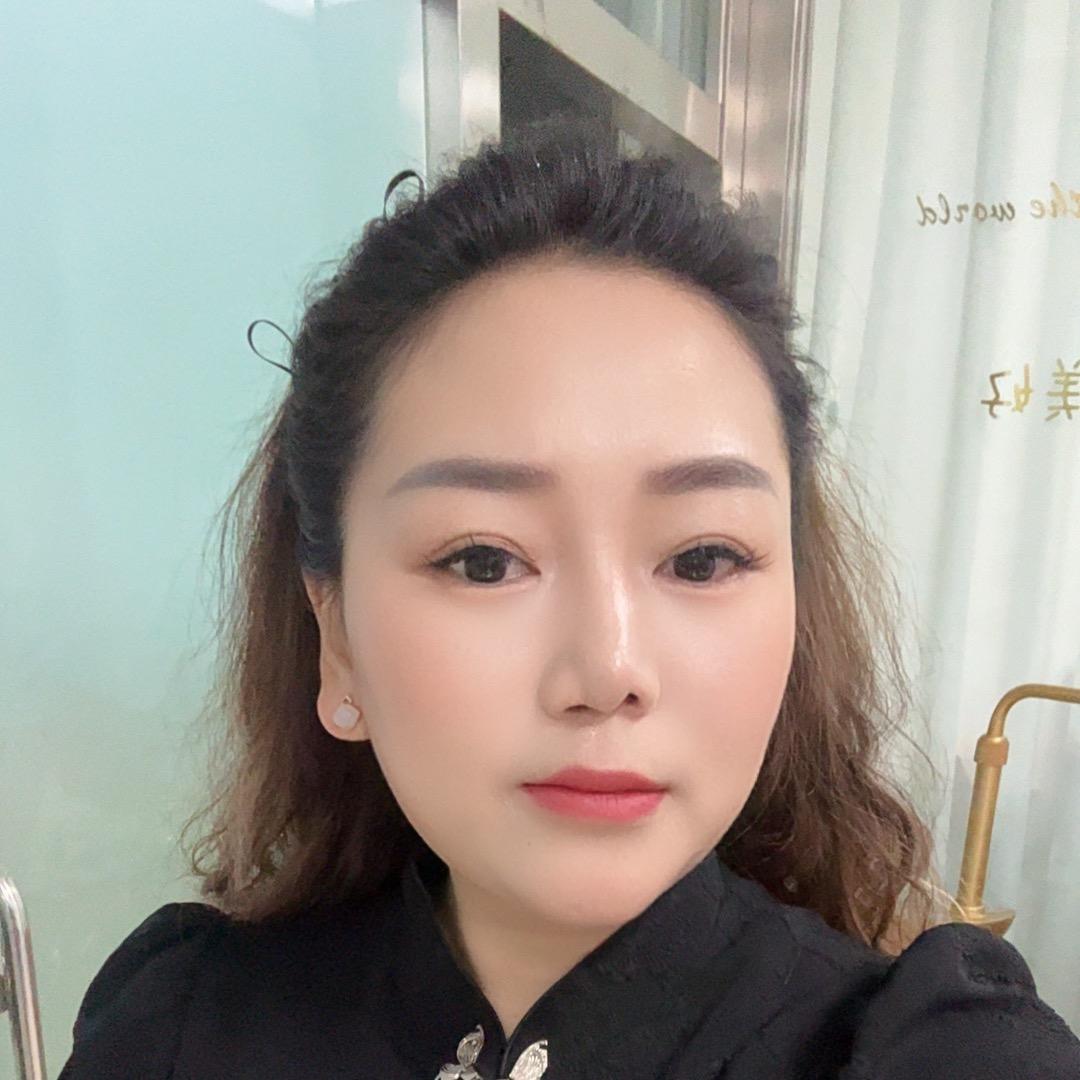 白鸟湖 徒手面雕 温越斌