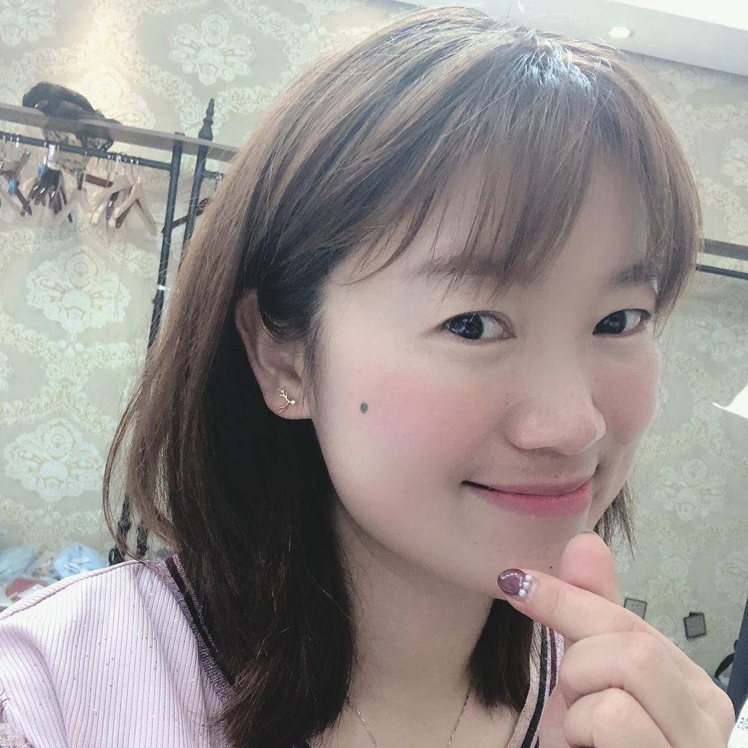 小柒高端女装(专给商场高端专柜实体清货)
