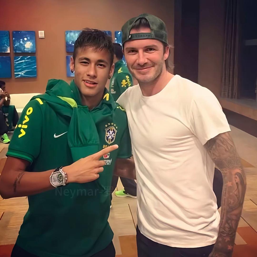 ༒Luo⚽Ni