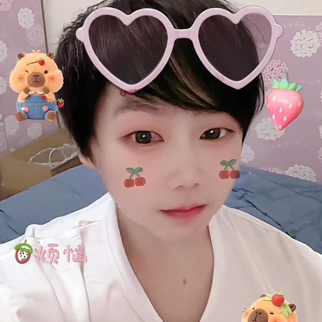 小魔女家的小卤蛋