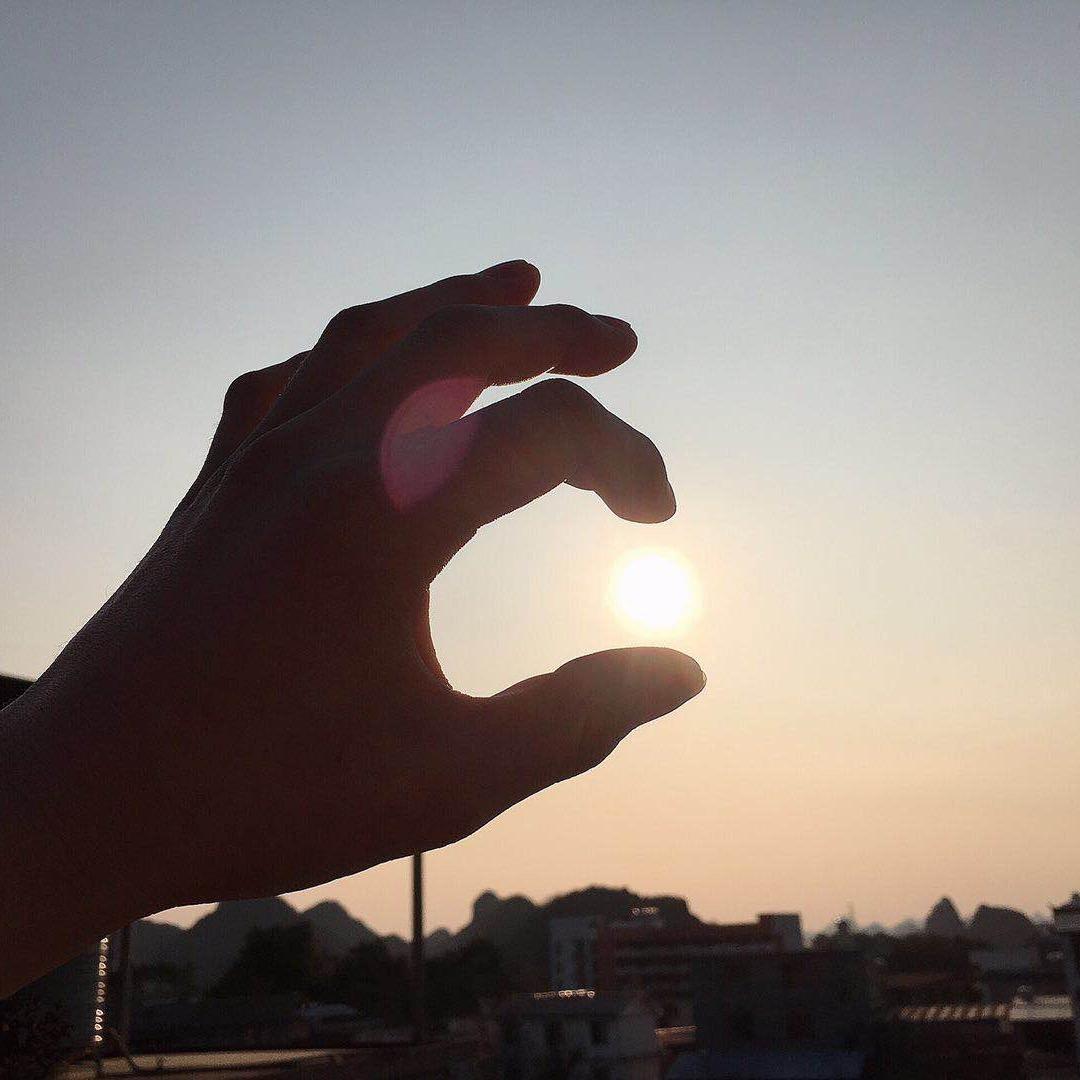 是谁在爱，爱谁所爱——《为爱》