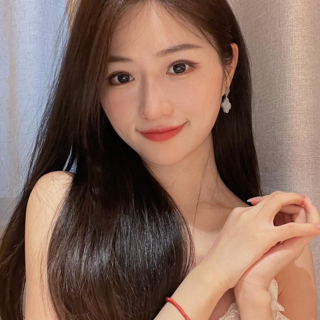 李亦菲