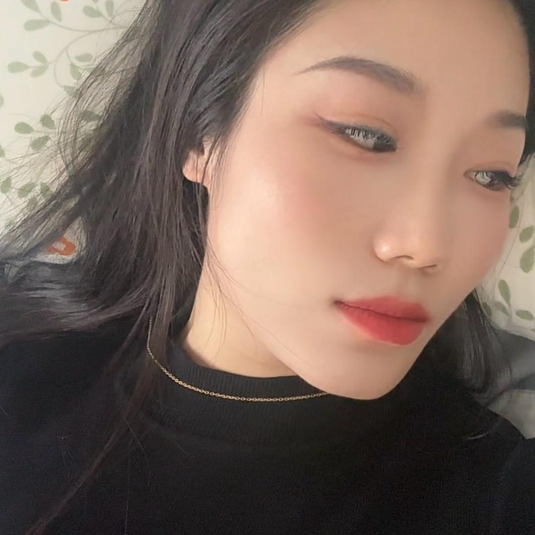 月儿爱旅行