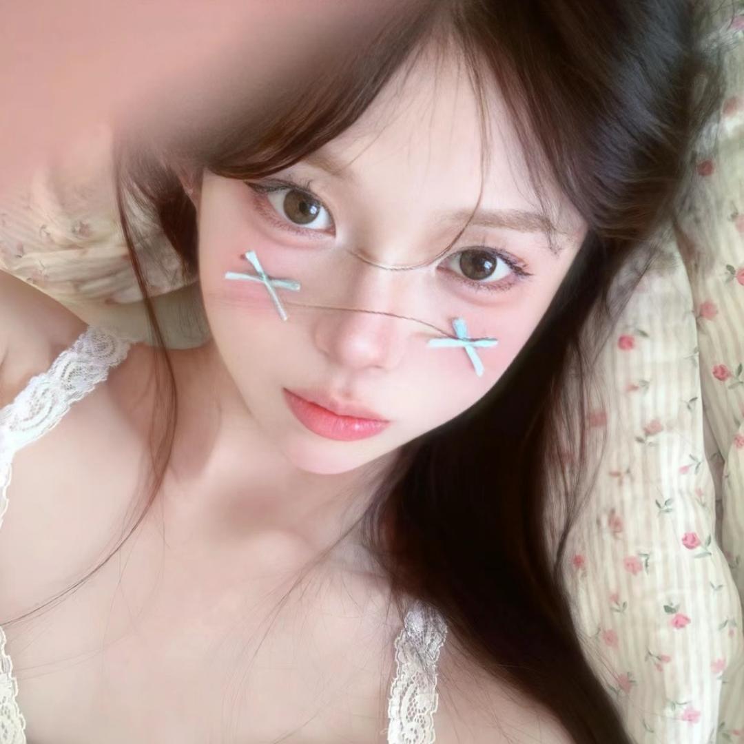 ·板板•⩊• ྀིྀ