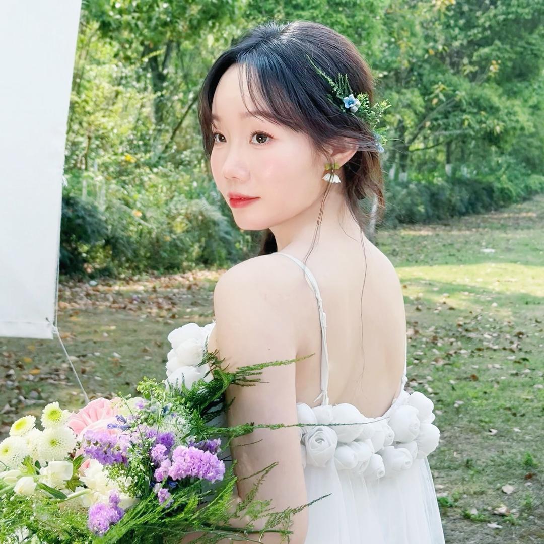 运气财气爆棚的小胡吖ing ～