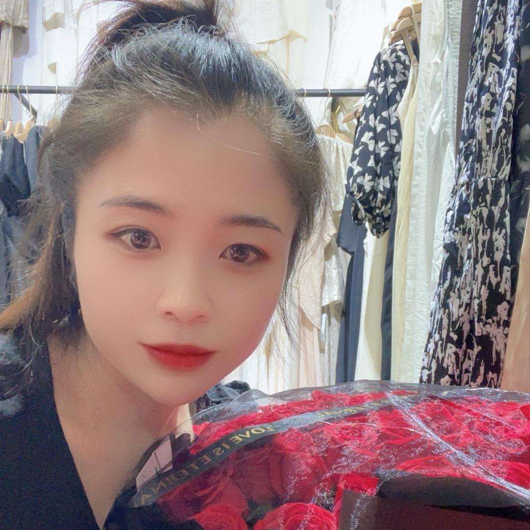 @可儿 泺口服装大厦