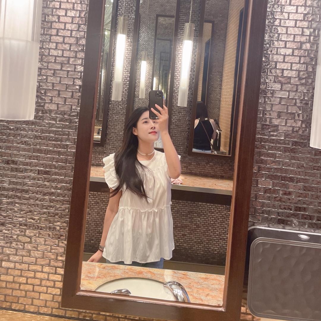 陆小姐