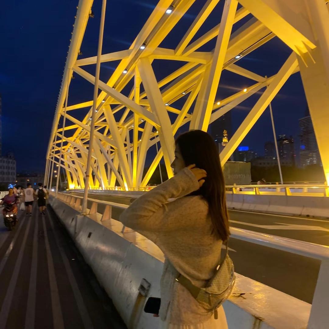 @  硕