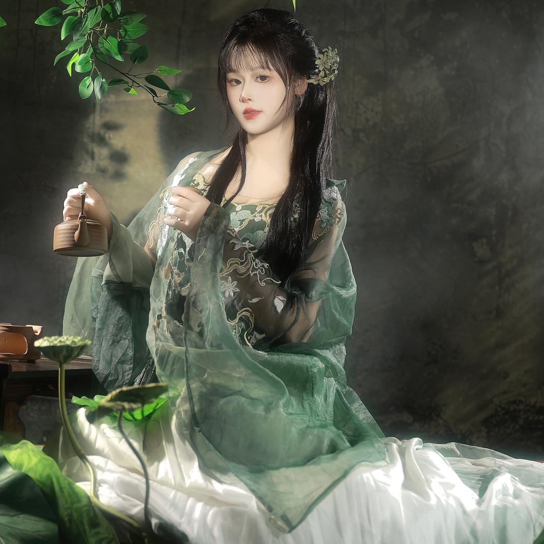 刘肖嫣9669（出世入世天后）