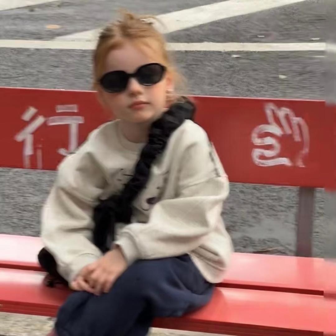 面油心秀是杨律