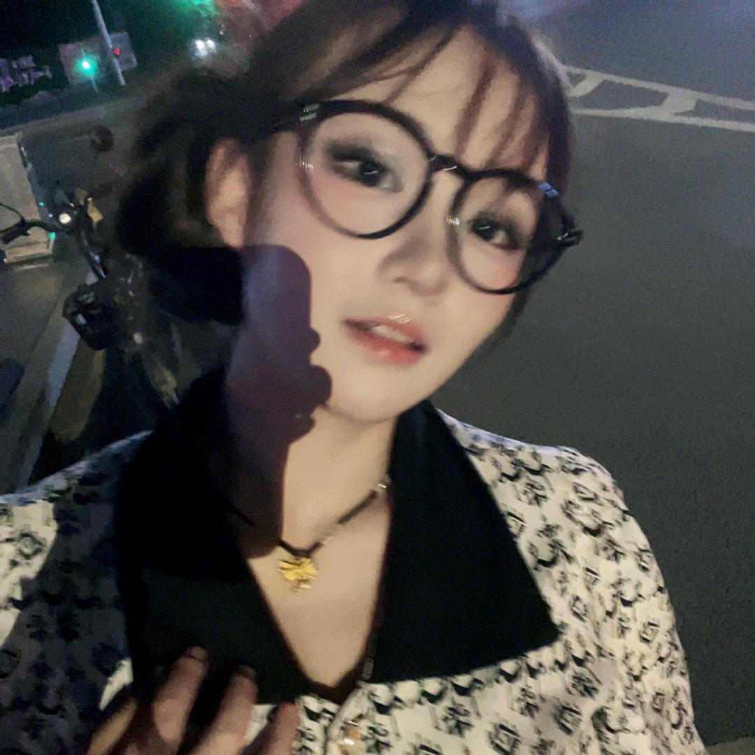 C.C.化妆师（接妆版）