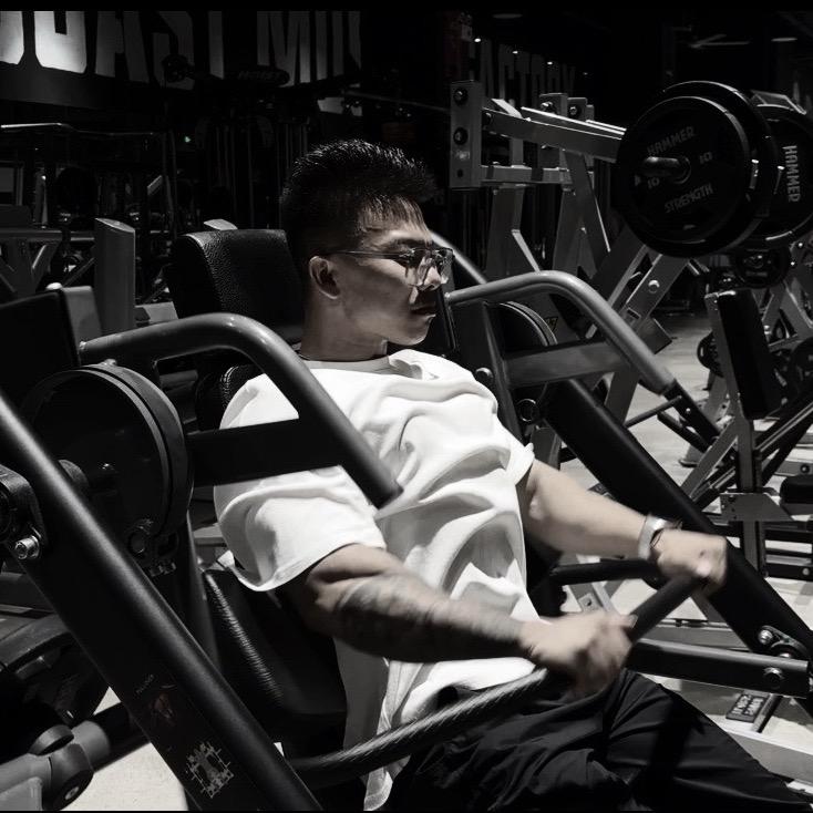 MuscleGeorge（王乔治）