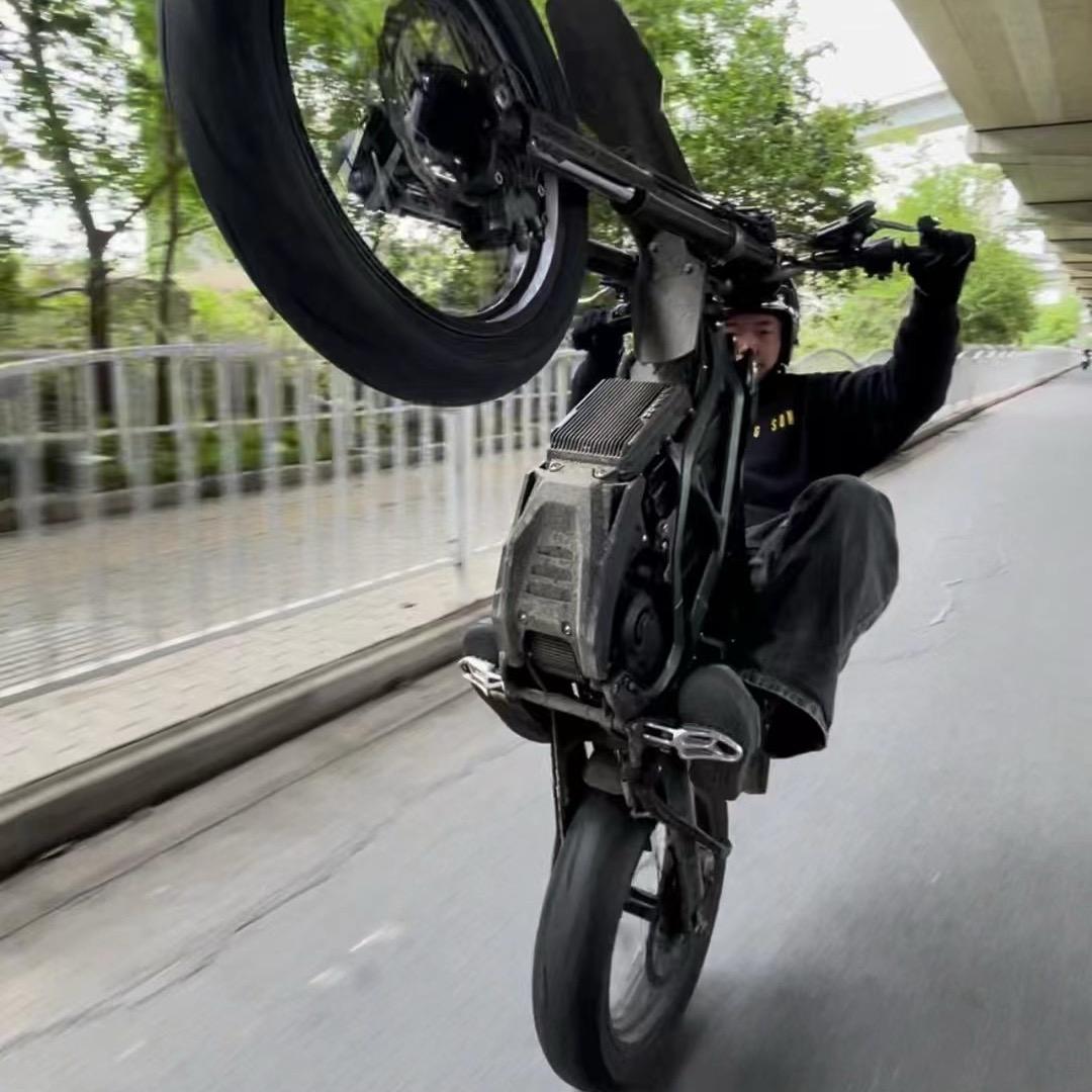 方块机车