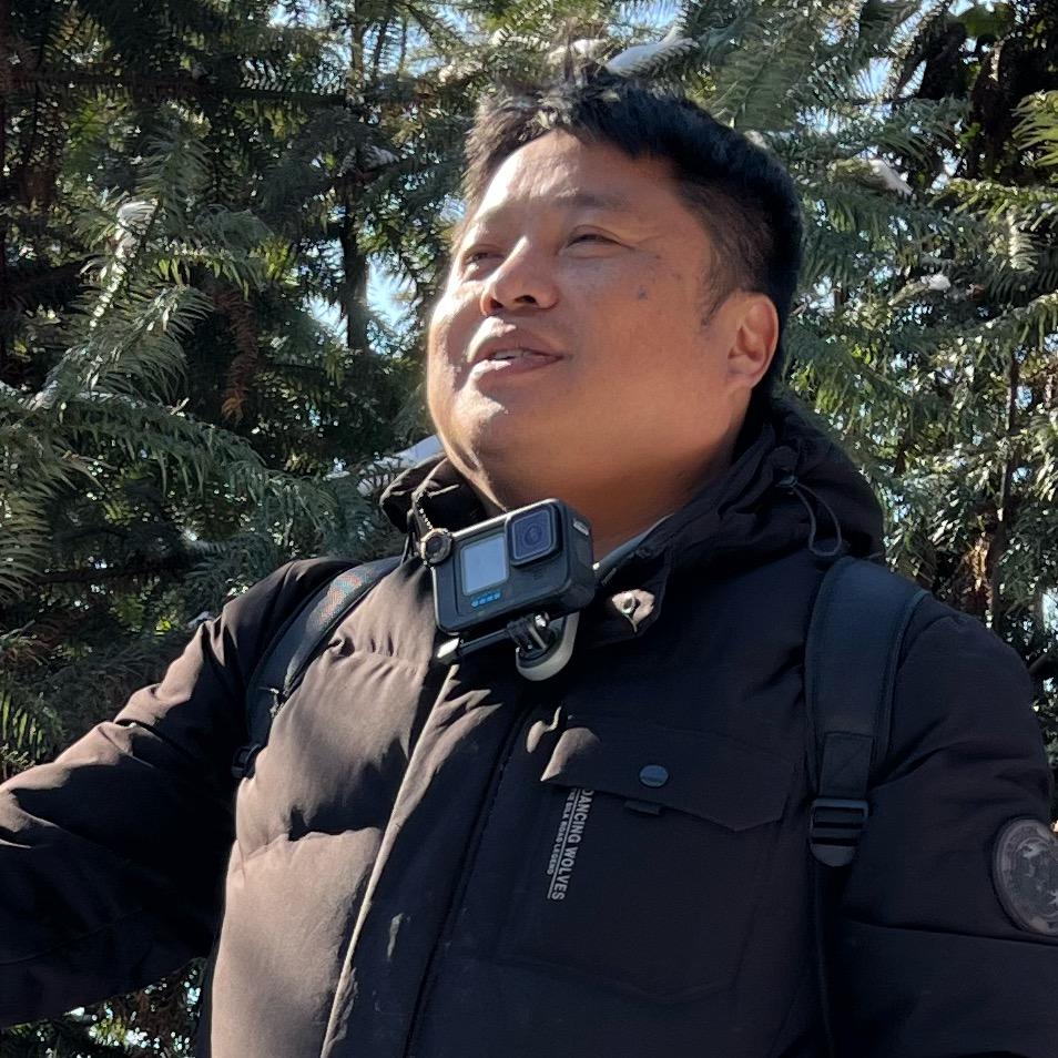 在隆回玩摄影的胖哥哥