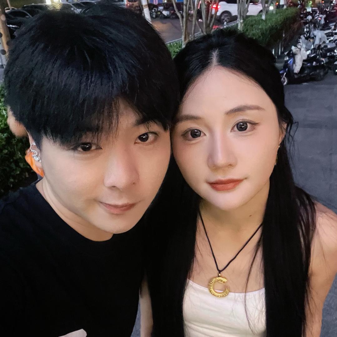 小毅夫妇