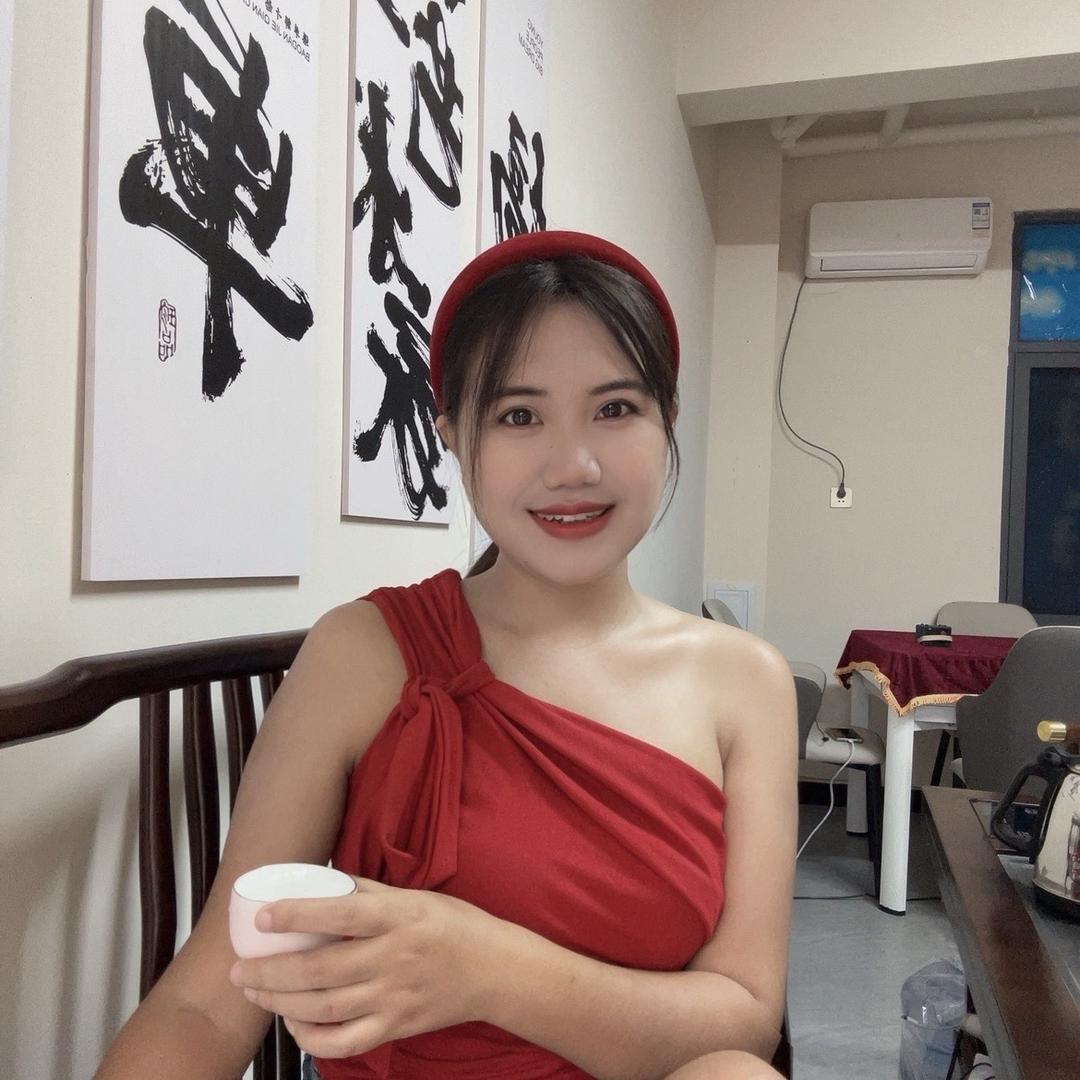 酷茶女👩曼梭腊