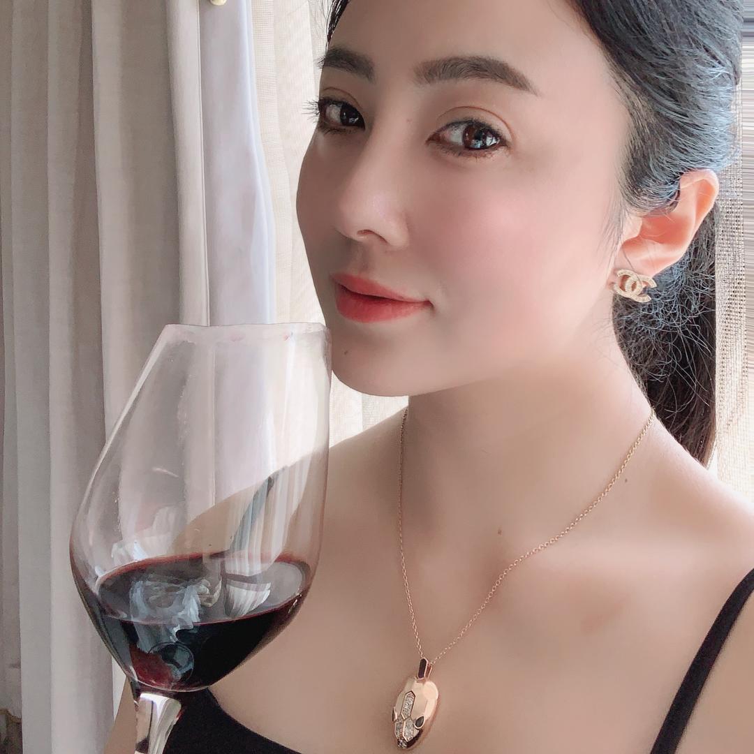 依依🍷