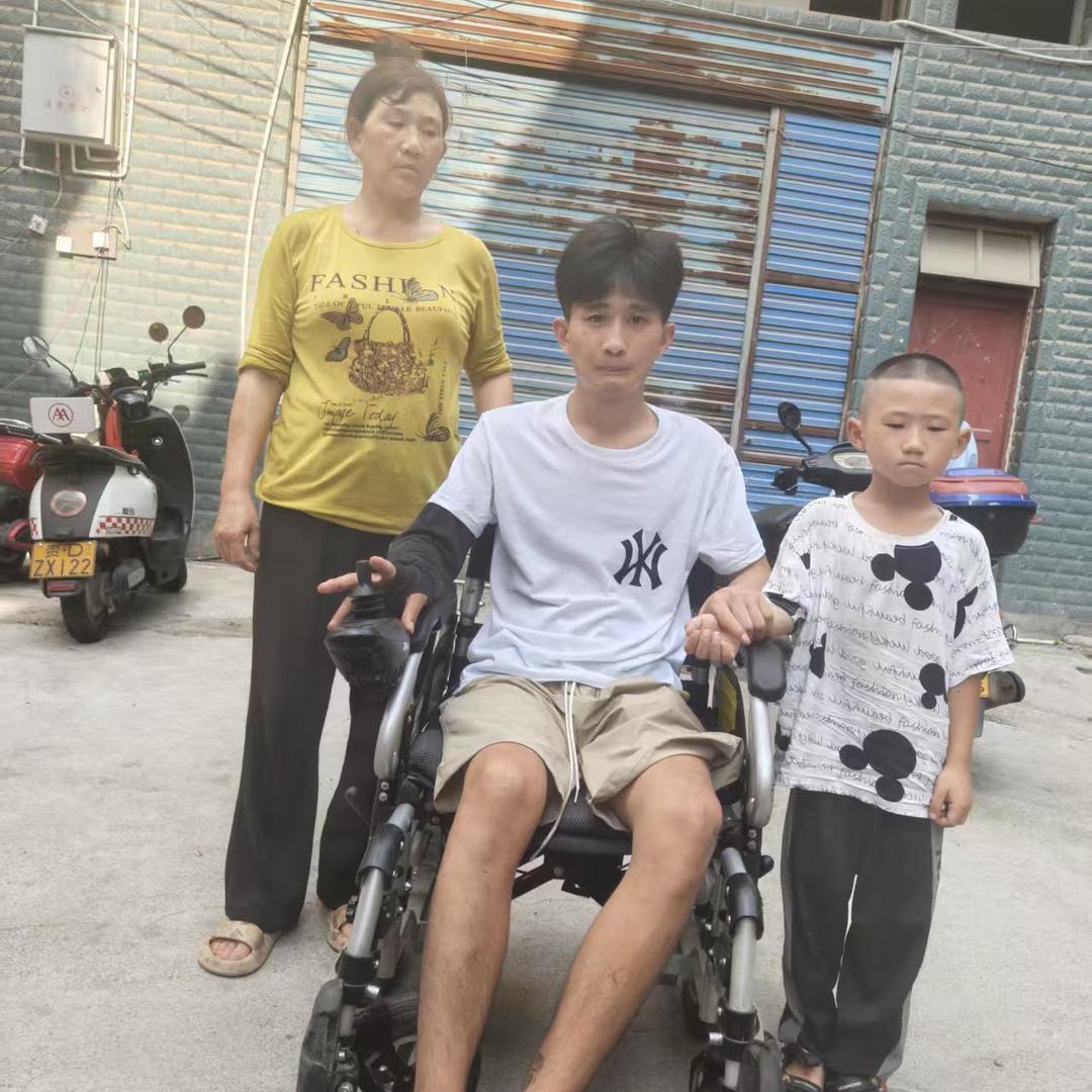 小杨与乐乐
