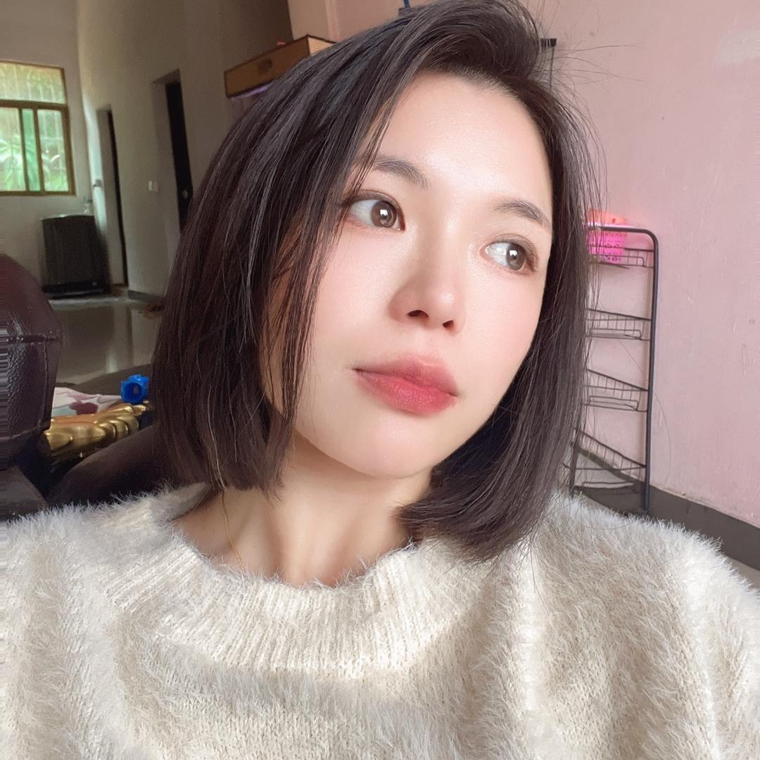 “黄多余”