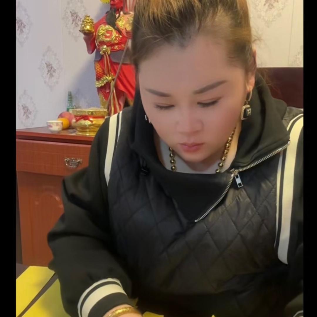 静轩阁❤️（垚垚）