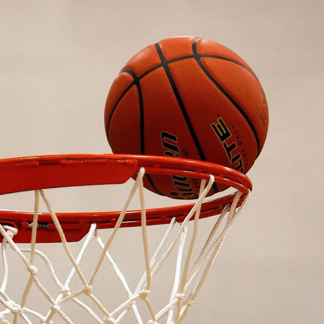 《只关于篮球裁判》