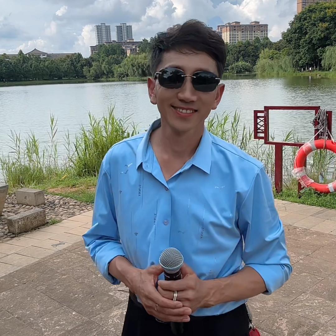 刘哥爱山歌
