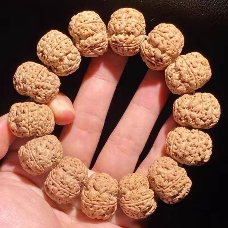 品艺文玩菩提